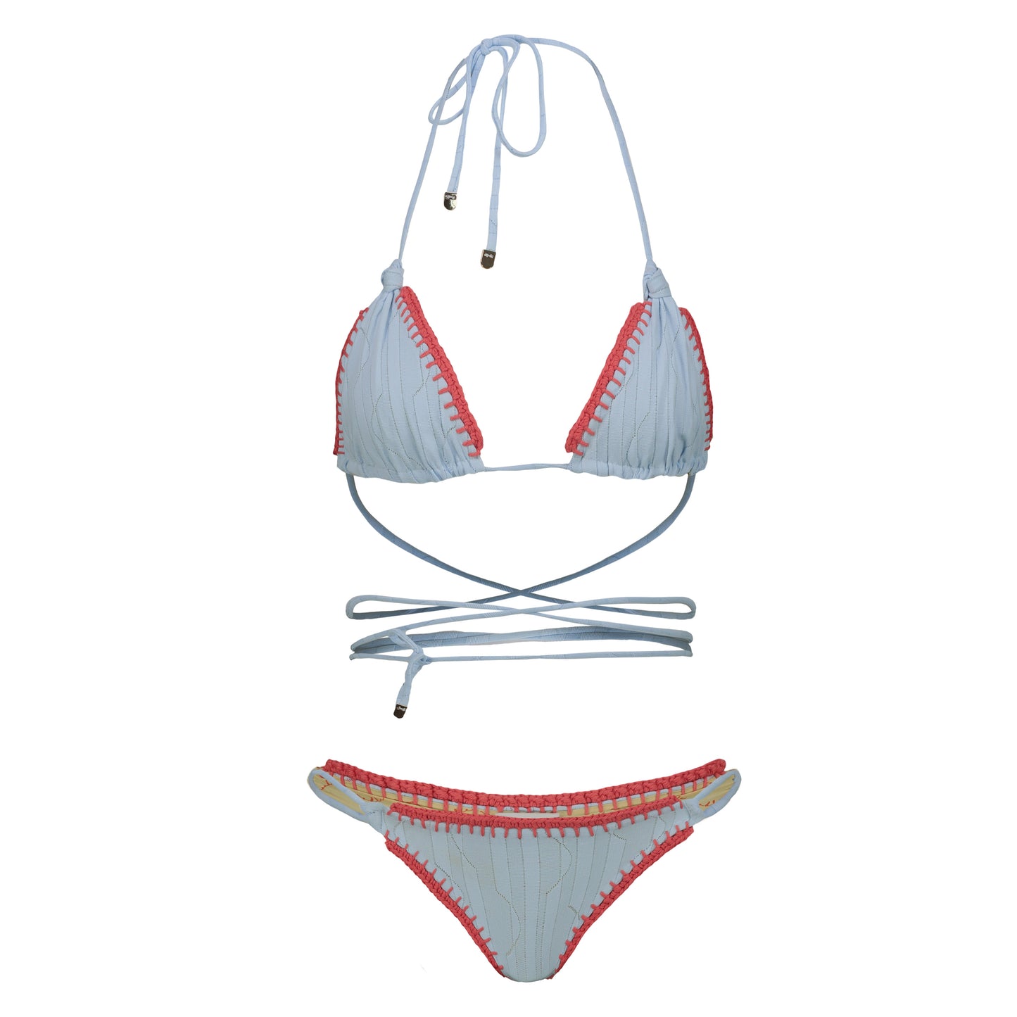 bikini celeste con linee e contorni rossi ricamati a mano a uncinetto di nome Lucy dalla collezione estiva 2025 di Noodle Beachwear chiamata Noodle Mirage 
light blue bikini with red lines and outlines embroidered by hand in crochet named Lucy from the 2025 summer collection by Noodle Beachwear called Noodle Mirage 